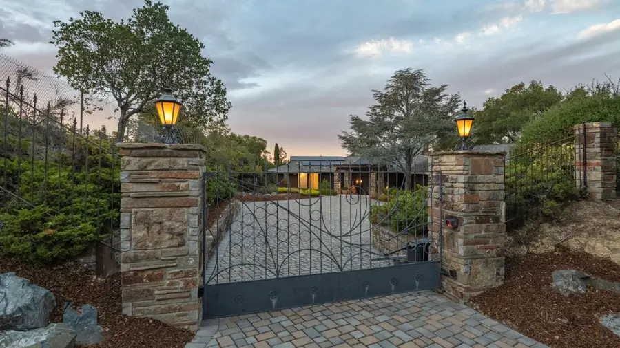 16353 Aztec Ridge Drive, Los Gatos, CA 95030 - #2