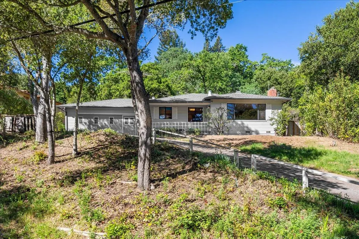 208 Canyon Drive, Portola Valley, CA 94028 - #1