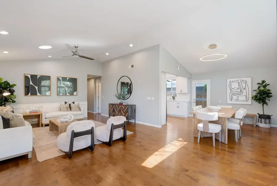 996 Hall Street, San Carlos, CA 94070 - #3