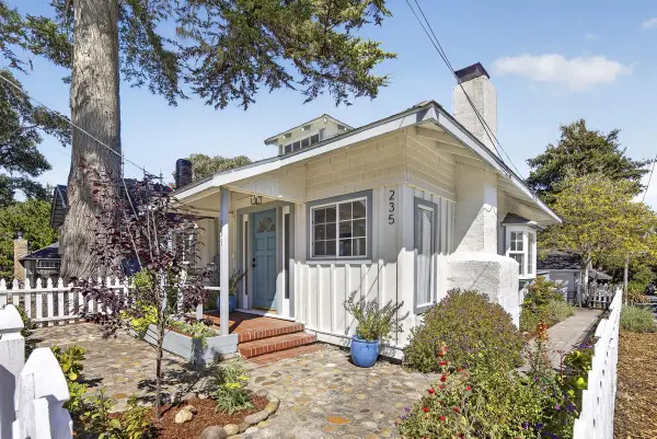 235 Chestnut Street, Pacific Grove, CA 93950