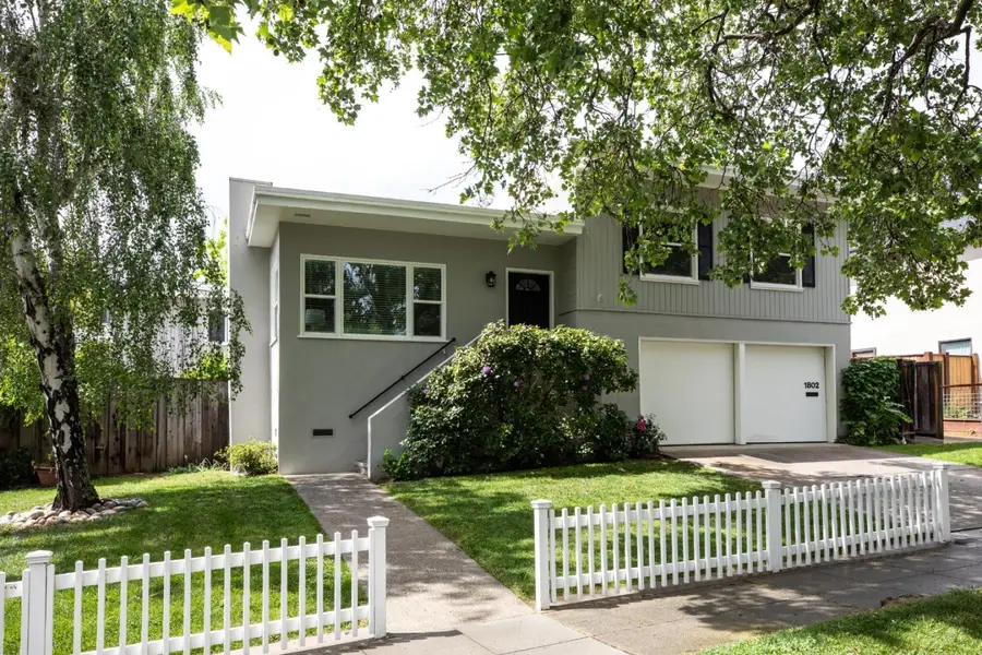 1802 Alameda De Las Pulgas, Redwood City, CA 94061 - #2