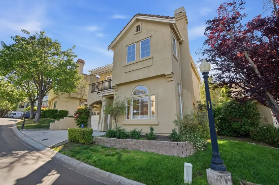 39 Arroyo View Circle, Belmont, CA 94002 - #3