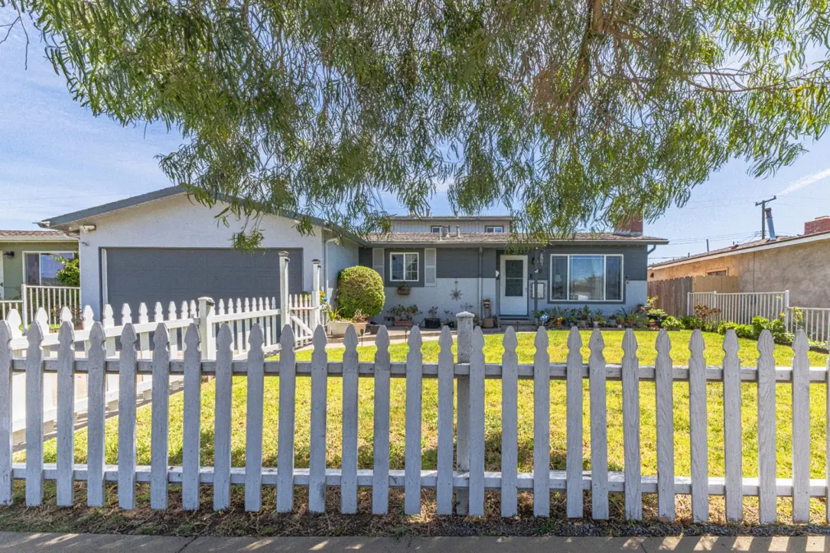 40 Saint Brendan Way, Salinas, CA 93906 - #1