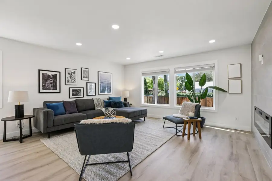 551 Newbridge Street, Menlo Park, CA 94025 - #3