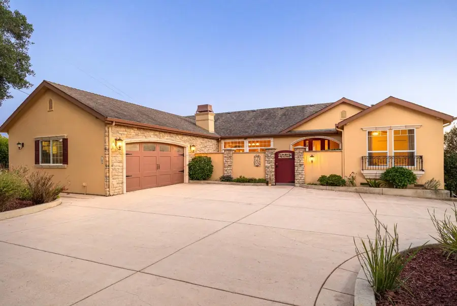 960 Smith Road, Watsonville, CA 95076 - #2