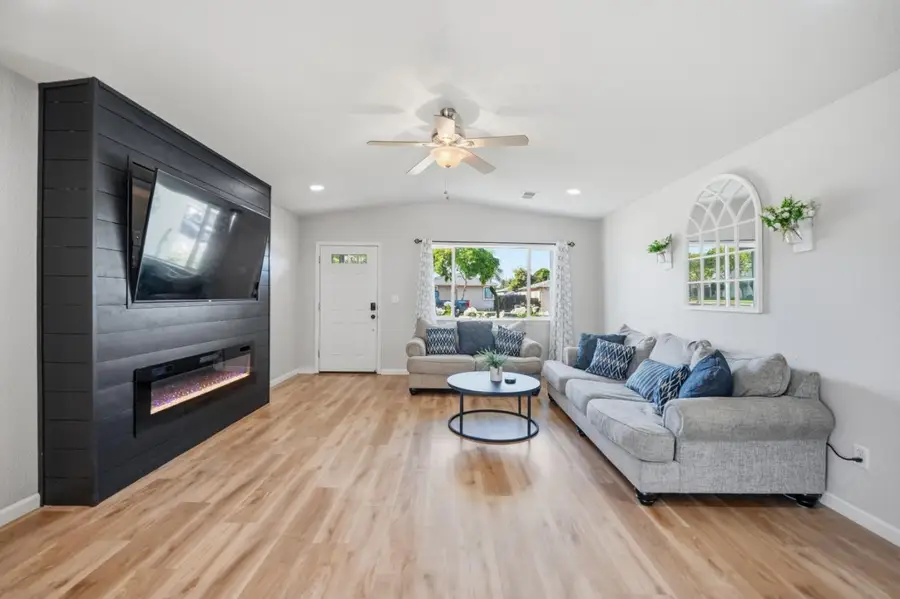 690 El Cerrito Way, Gilroy, CA 95020 - #2