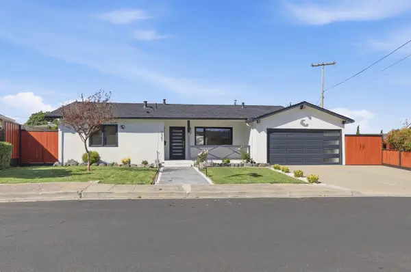 7947 Serena Court, Dublin, CA 94568
