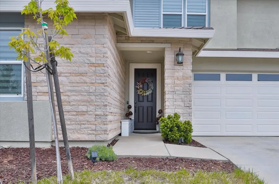 12825 Tower Beach Way, Rancho Cordova, CA 95742 - #2