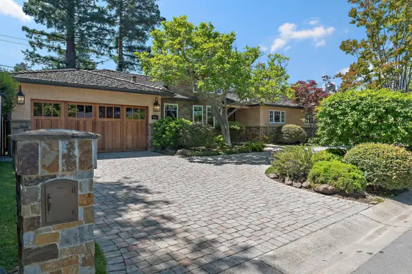 928 Altos Oaks Drive, Los Altos, CA 94024