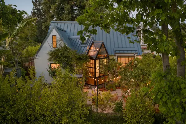 649 Seneca Street, Palo Alto, CA 94301