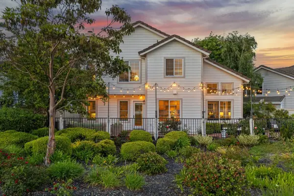 392 Saint Martin Drive, Redwood Shores, CA 94065