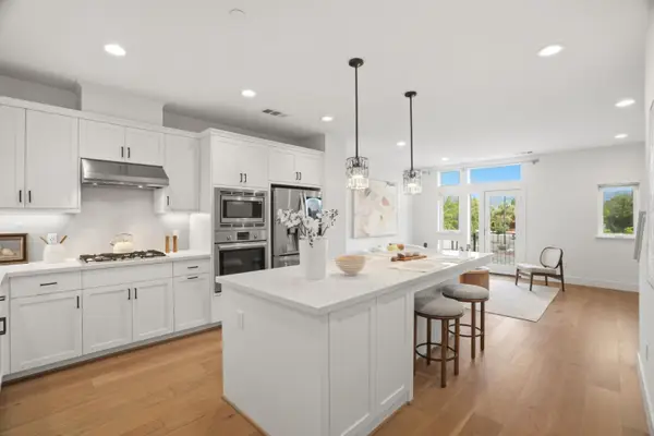 39185 State Street, Fremont, CA 94538
