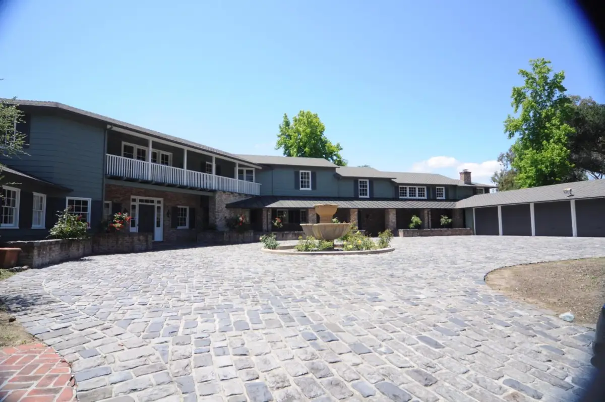 389 Moore Road, Woodside, CA 94062 - #1