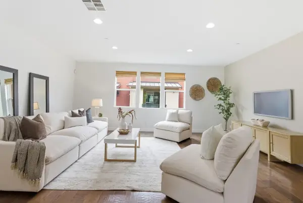 925 Indian Wells Avenue, Sunnyvale, CA 94085