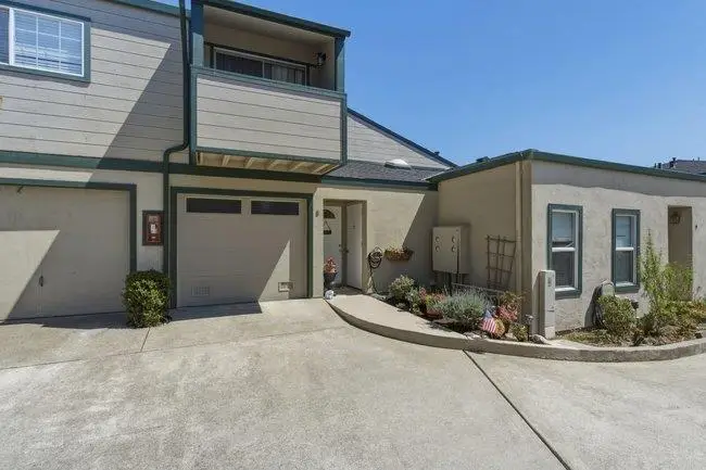 189 San Pablo Court #8, Marina, CA 93933 - #1