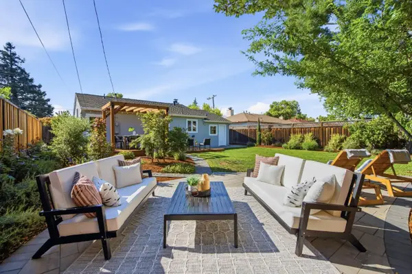 916 5th Avenue, Redwood City, CA 94063