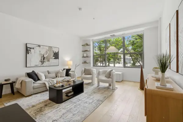 1001 46th Street #212, Emeryville, CA 94608