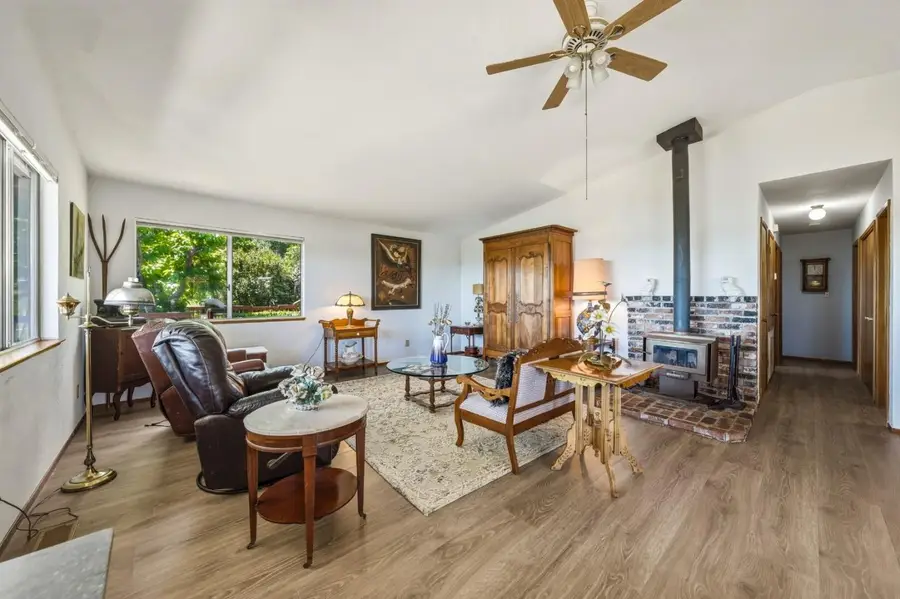 3401 Riviera West Drive, Kelseyville, CA 95451 - #3