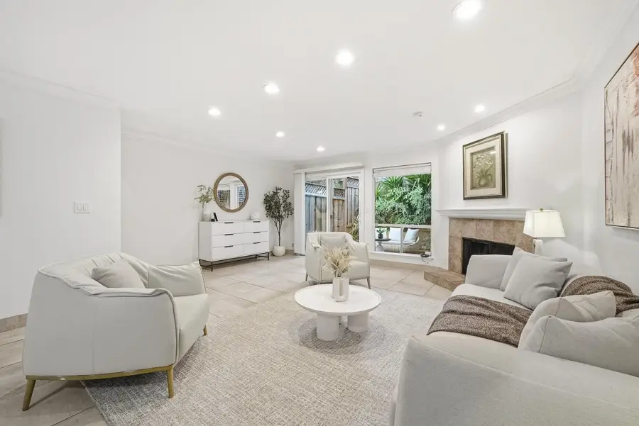 117 Mission Drive, East Palo Alto, CA 94303 - #2