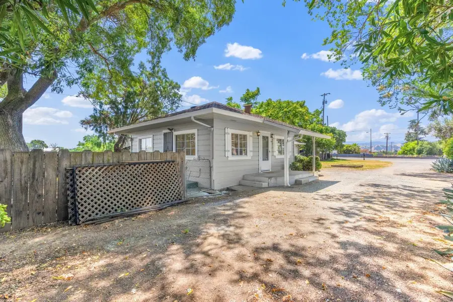 584 Monterey Road, Morgan Hill, CA 95037 - #2