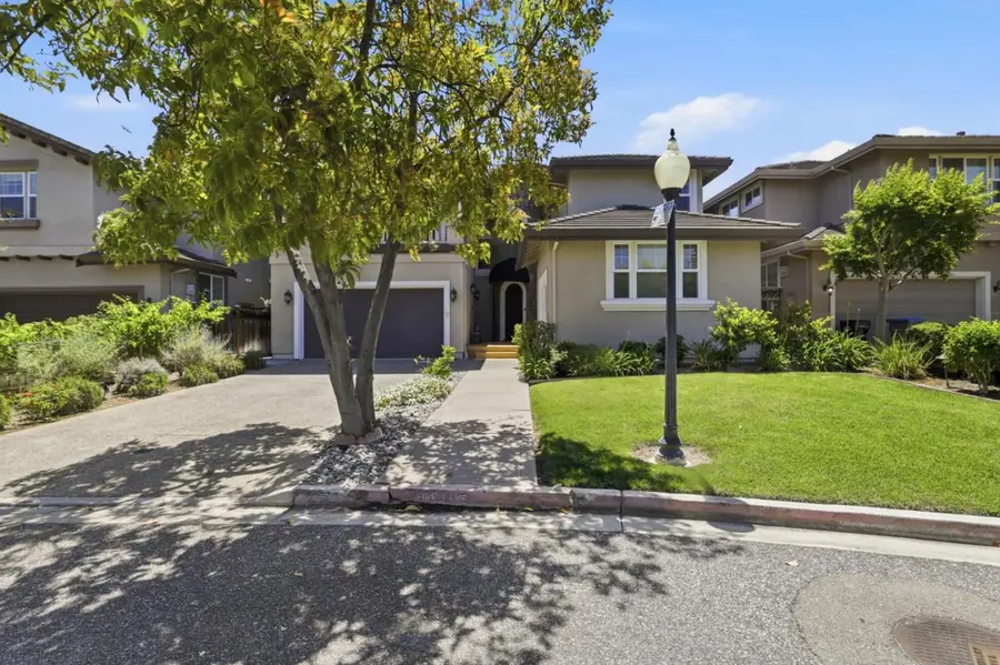 1382 Fulai Court, San Jose, CA 95125 - #2