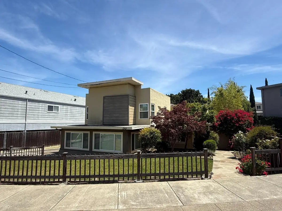 1257 Magnolia Avenue, San Carlos, CA 94070 - #1