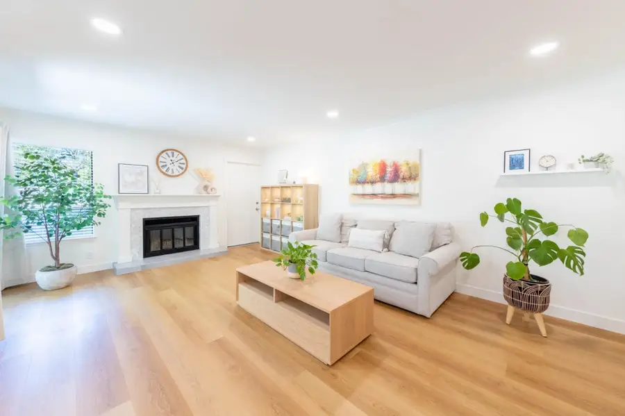 5244 Makati Circle, San Jose, CA 95123 - #3