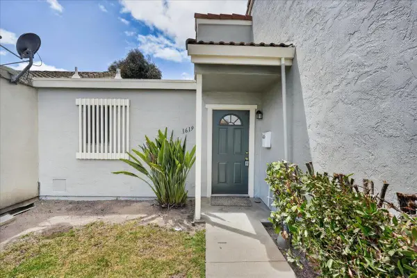 1619 Cherokee Drive, Salinas, CA 93906