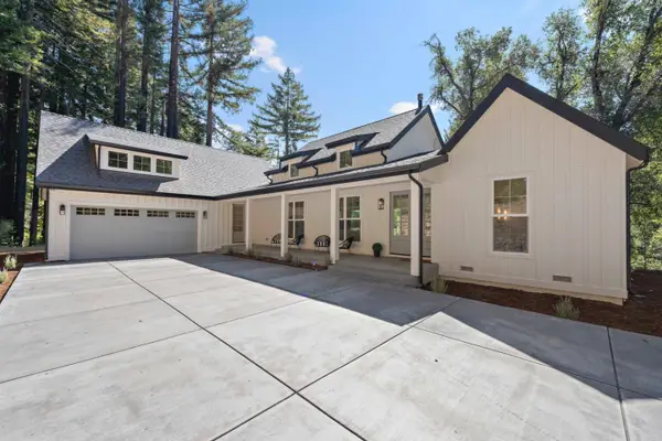 266 W Hilton Drive, Boulder Creek, CA 95006
