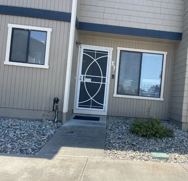 801 Nash Road #E7, Hollister, CA 95023