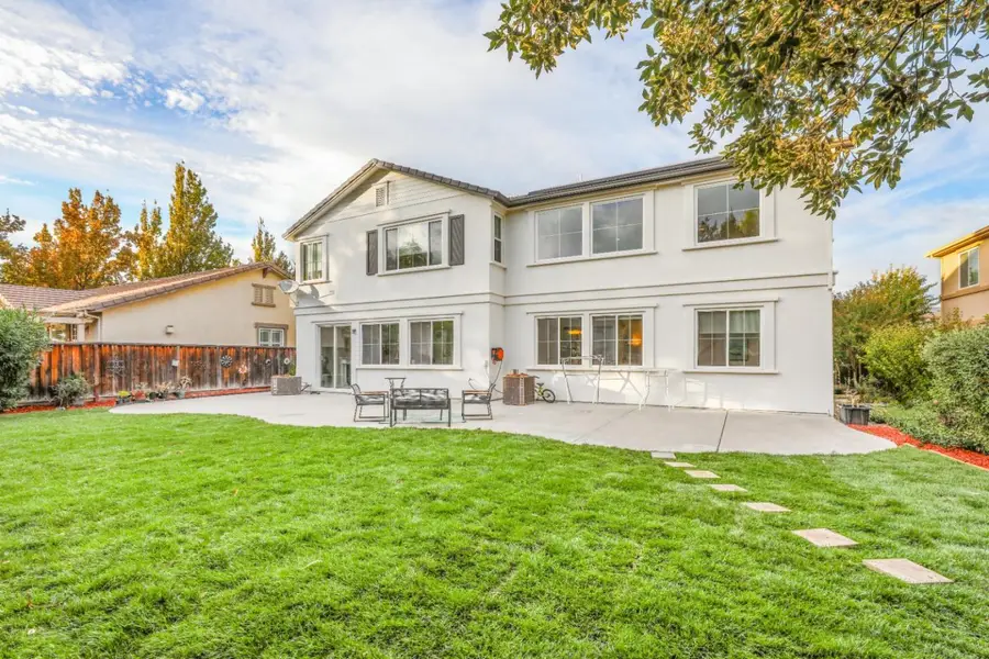310 Ashlee Avenue, Tracy, CA 95391 - #2