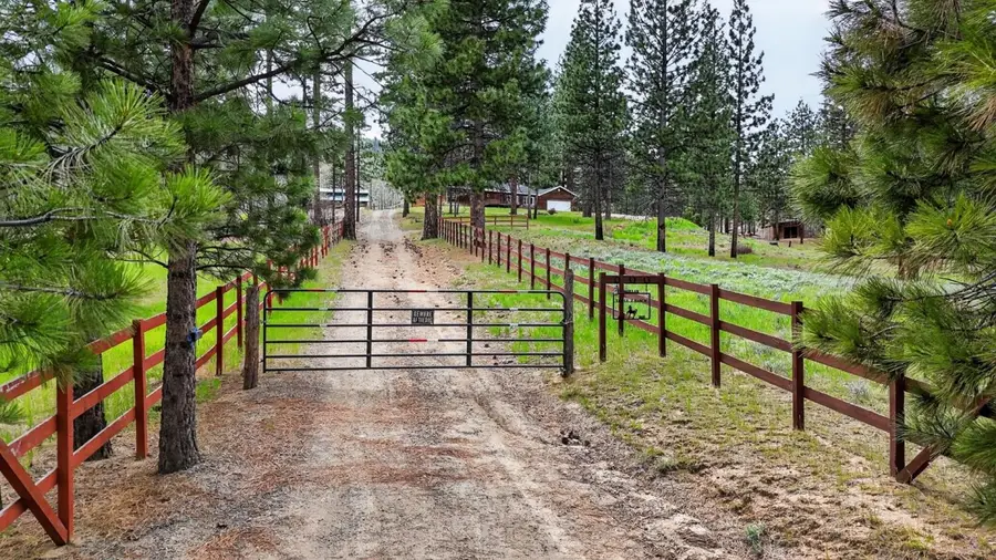 469-600 Amesbury Drive, Susanville, CA 96130 - #3