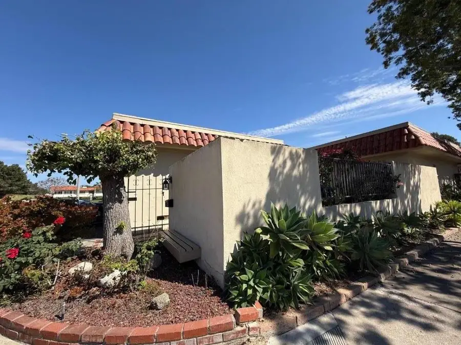 2 Mayapple Way, Irvine, CA 92612 - #2