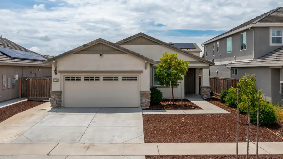 9584 Del Seis Drive, Sacramento, CA 95829 - #2