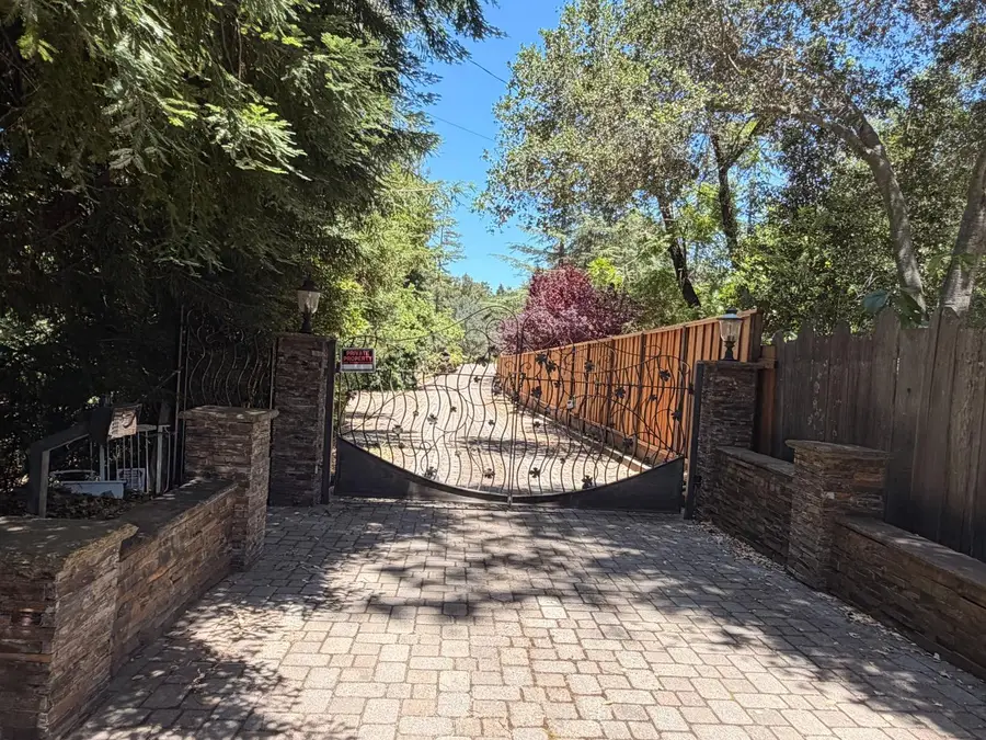 15520 Quito Road, Monte Sereno, CA 95030 - #3