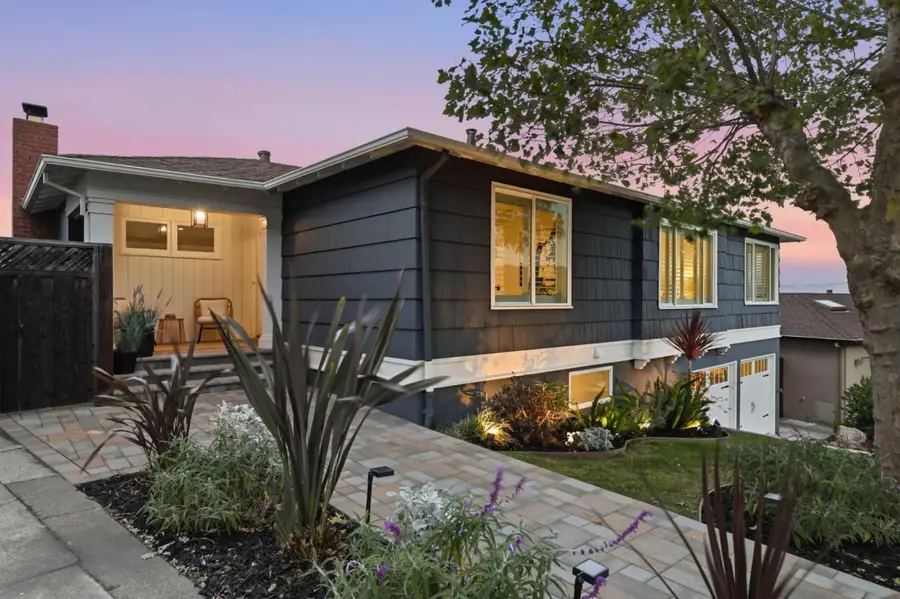 1049 Buckland Avenue, San Carlos, CA 94070 - #2
