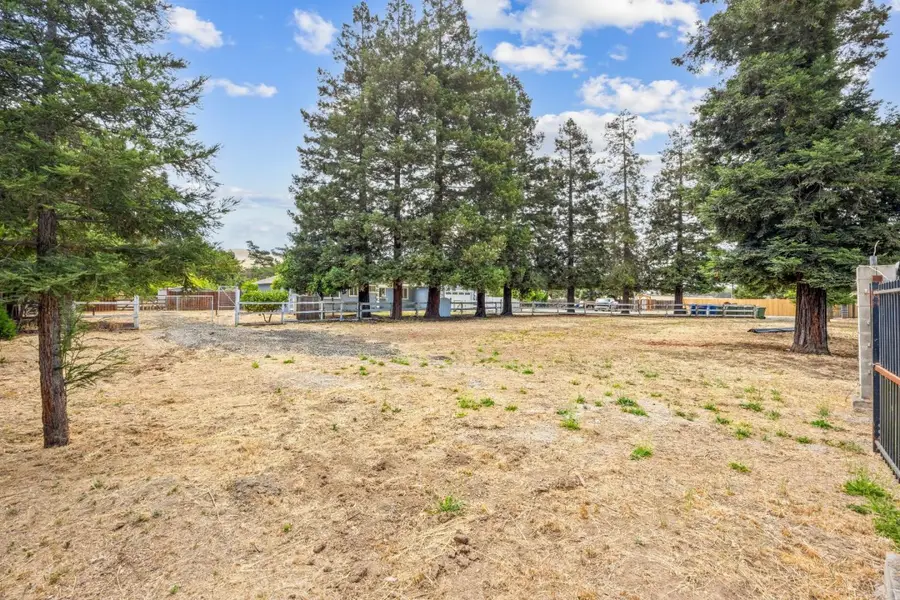 12500 New Avenue, San Martin, CA 95046 - #3