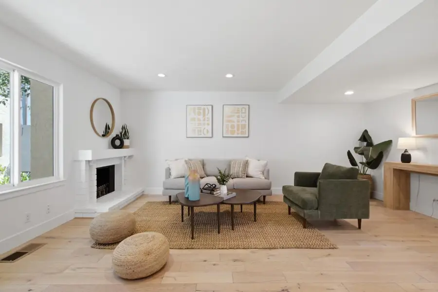 48 Starlite Court, Mountain View, CA 94043 - #3