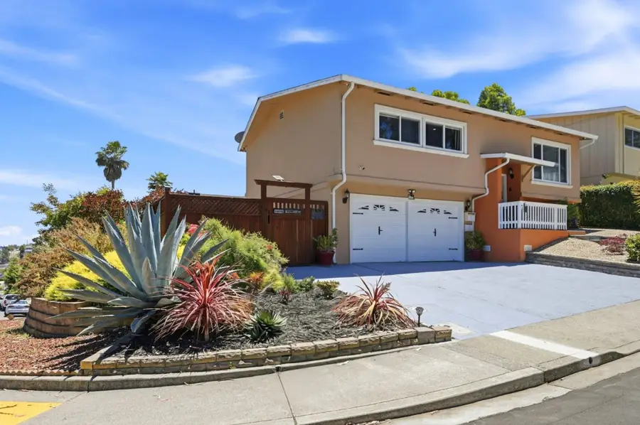 2601 Evergreen Drive, San Bruno, CA 94066 - #2