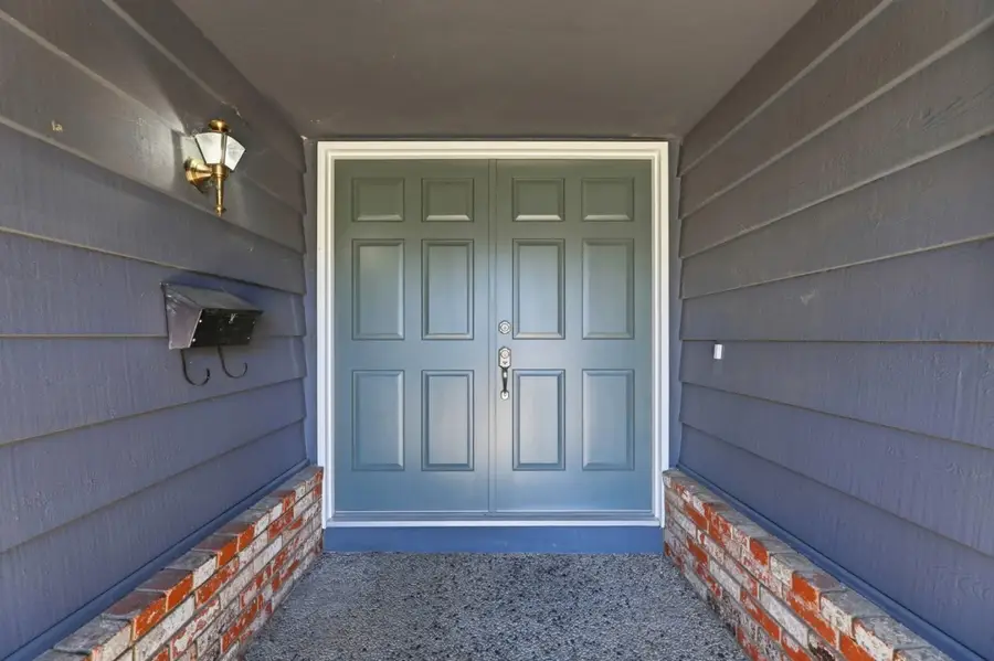 559-561 Mozart Court, Sunnyvale, CA 94087 - #2