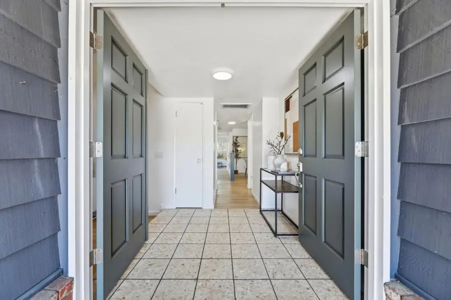 559-561 Mozart Court, Sunnyvale, CA 94087 - #3