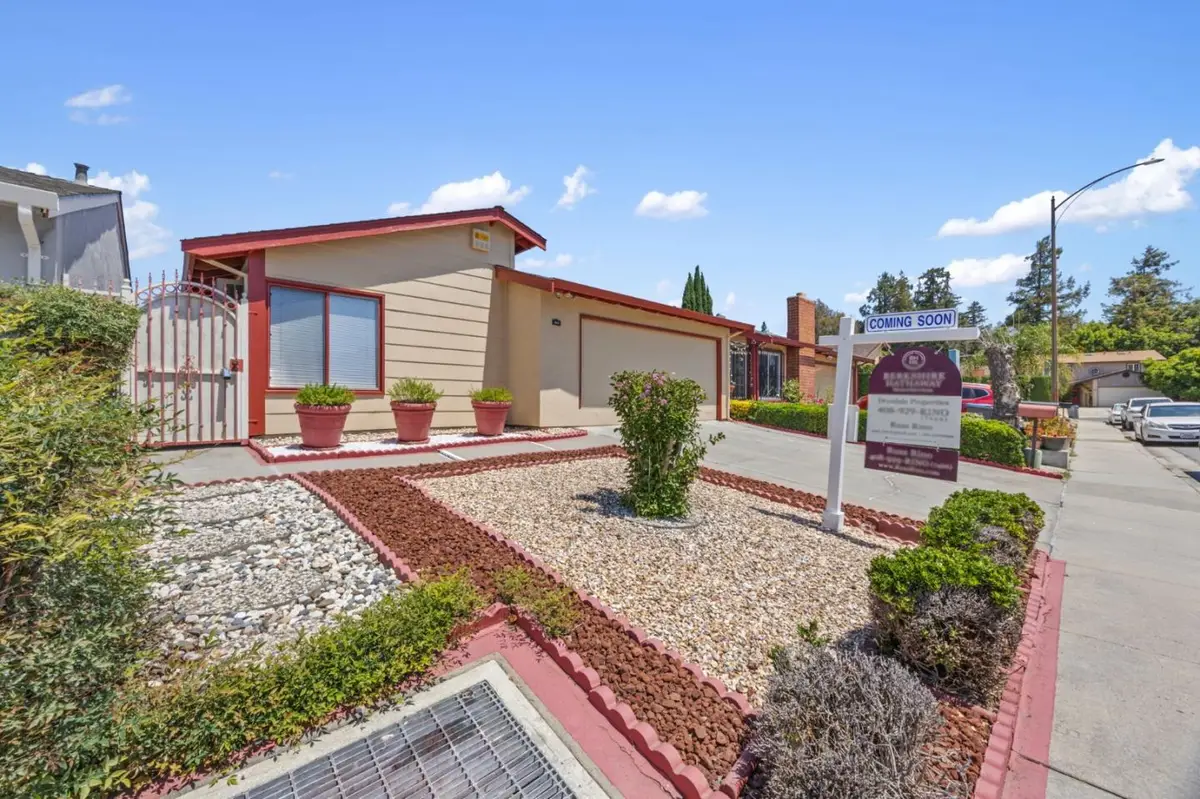 1843 Perrone Circle, San Jose, CA 95116 - #1