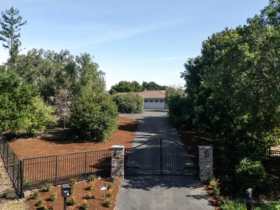27133 Adonna Court, Los Altos Hills, CA 94022 - #2