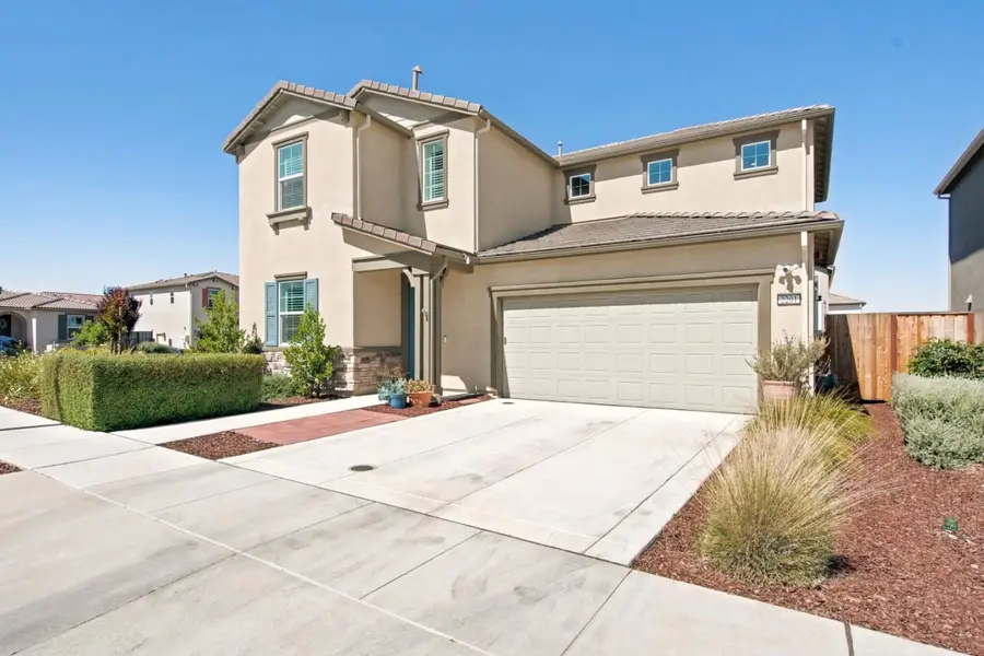 2201 Brighton Drive, Hollister, CA 95023 - #2