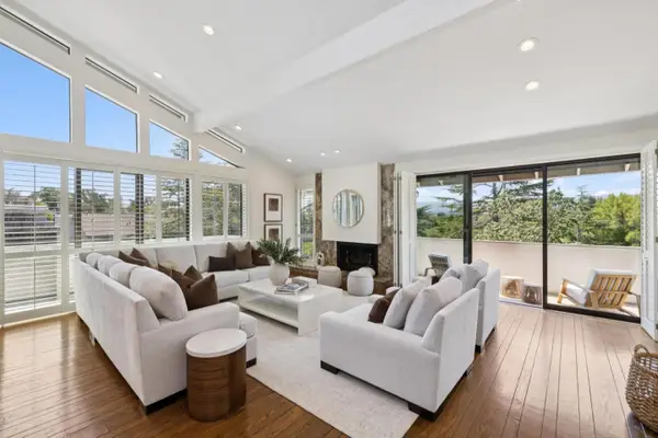 28 Mansion Court #727, Menlo Park, CA 94025