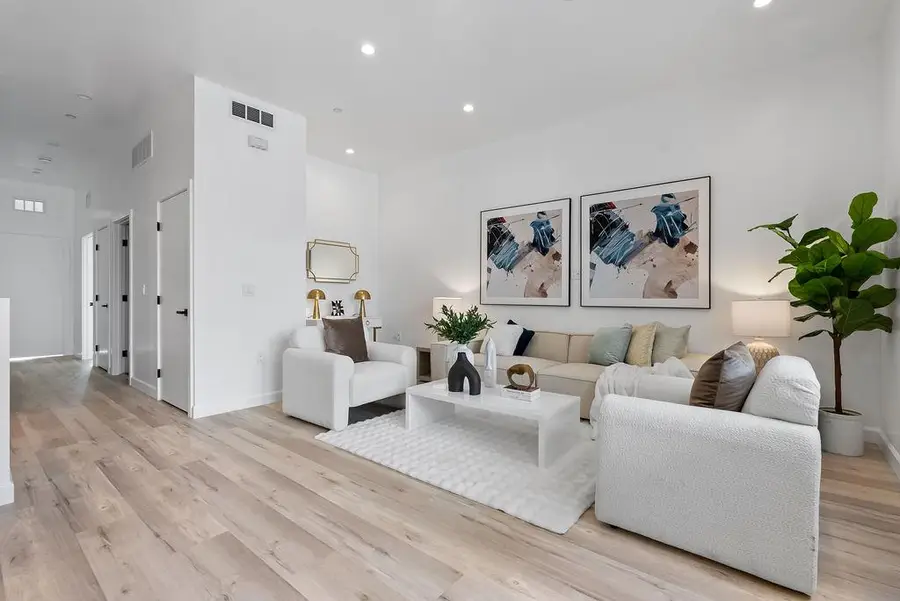 889 Mclellan Drive #206, South San Francisco, CA 94080 - #2