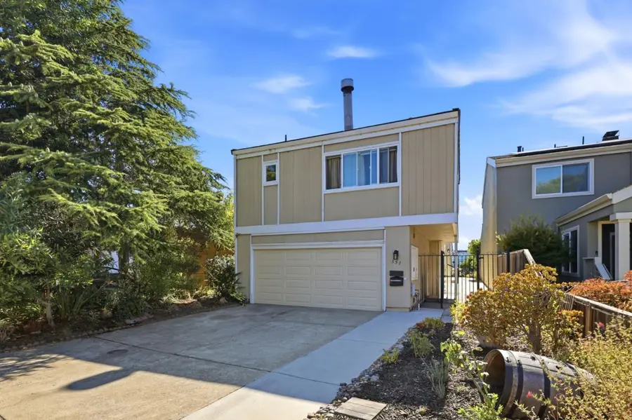 351 Quay Lane, Redwood City, CA 94065 - #2