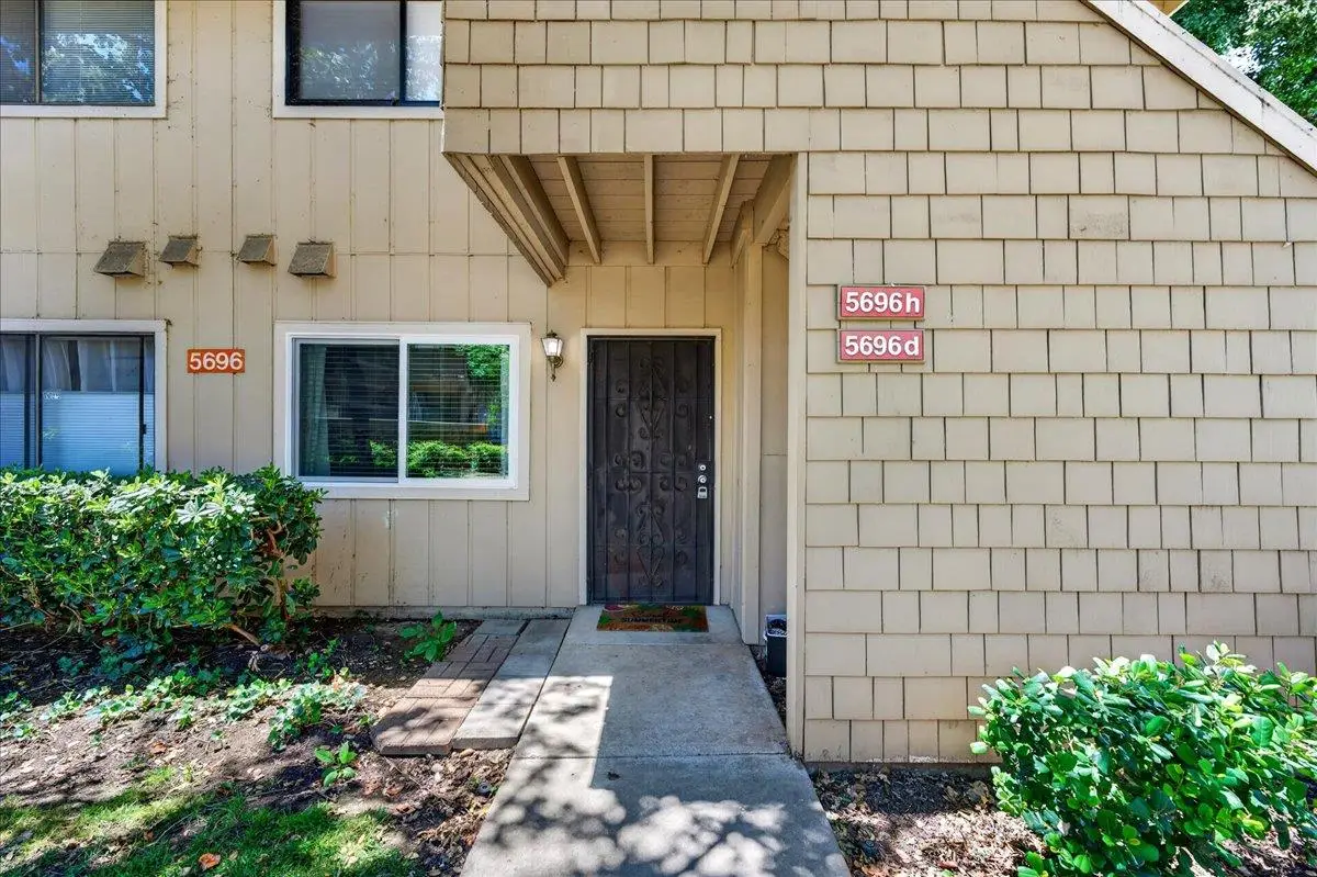 5696 Makati Circle #D, San Jose, CA 95123 - #1