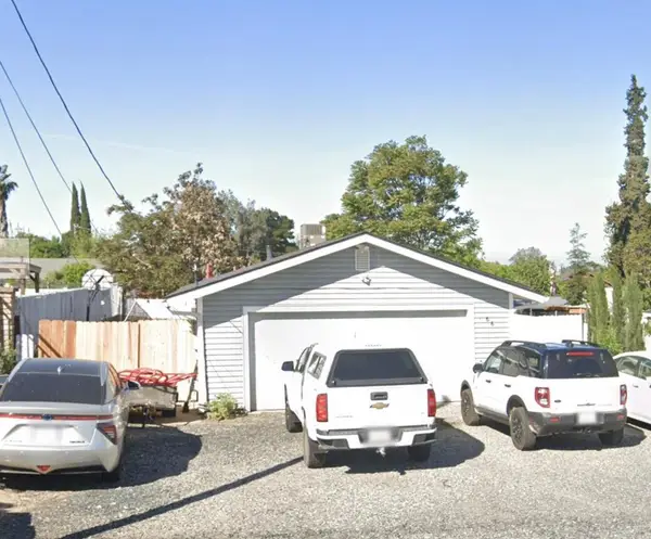 66 S Stearns Road, Oakdale, CA 95361