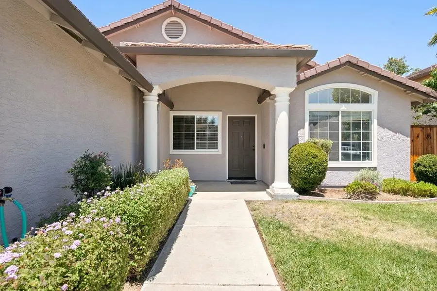 1571 Mimosa Street, Hollister, CA 95023 - #3